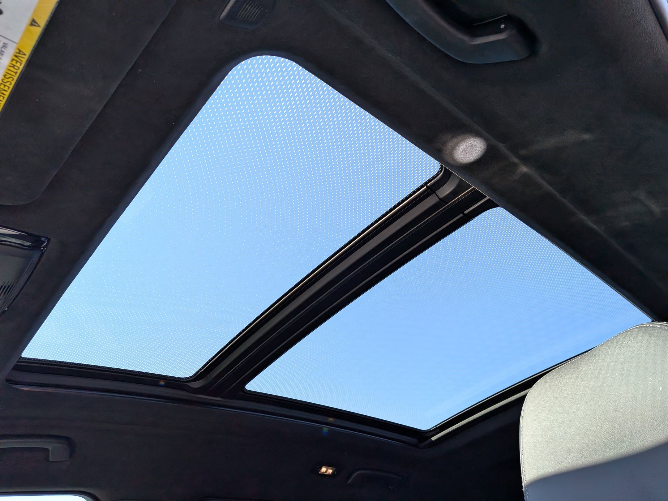 Used 2024 BMW X7 M60i w/ Executive Package image 27