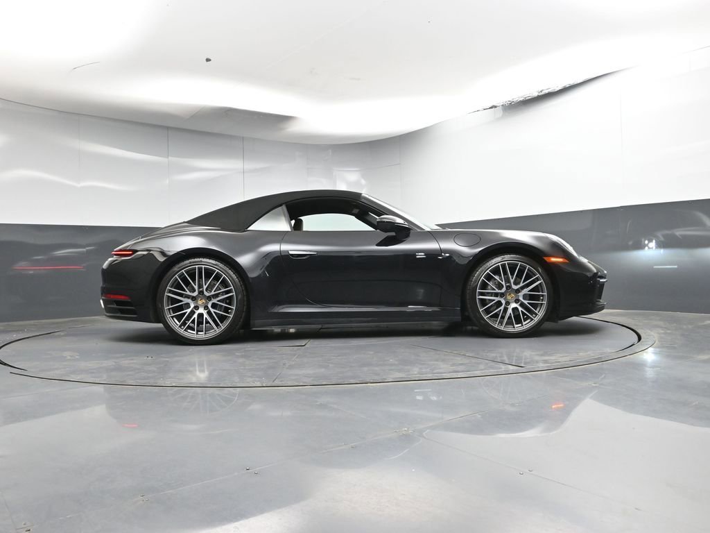 Used 2022 Porsche 911 Carrera image 33