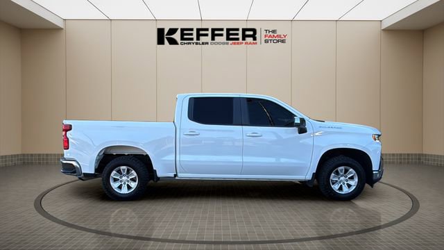 Used 2022 Chevrolet Silverado 1500 LT RWD image 6