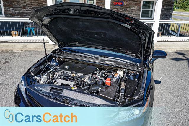 Used 2018 Toyota Camry LE w/ Moonroof Package FWD image 39
