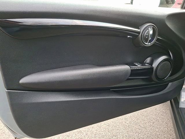 Used 2020 MINI Cooper S FWD image 14