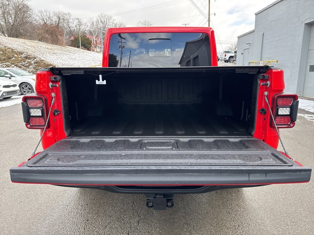 Used 2025 Jeep Gladiator Mojave image 14