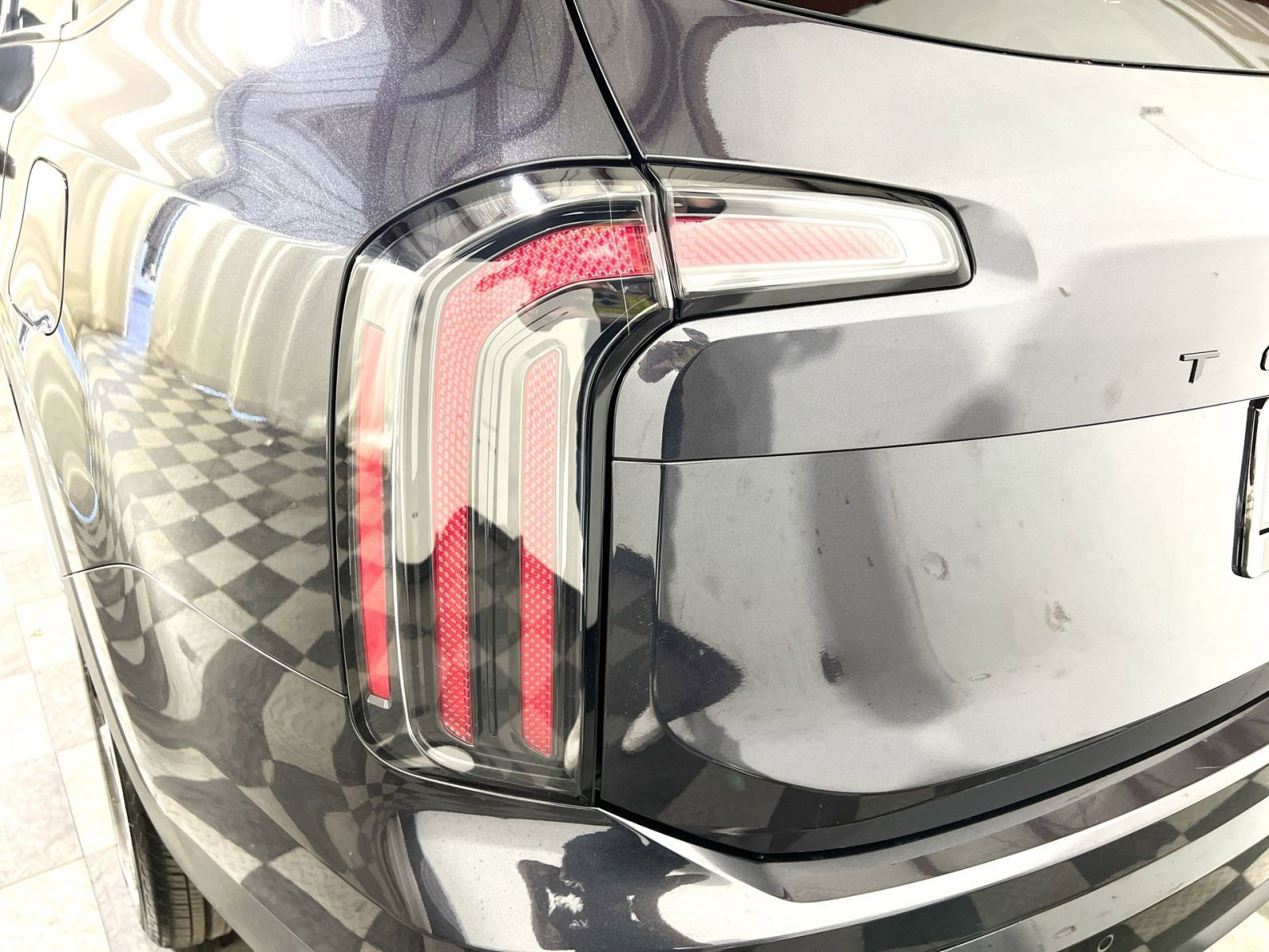 Used 2025 Kia Telluride SX Prestige X-Line image 17