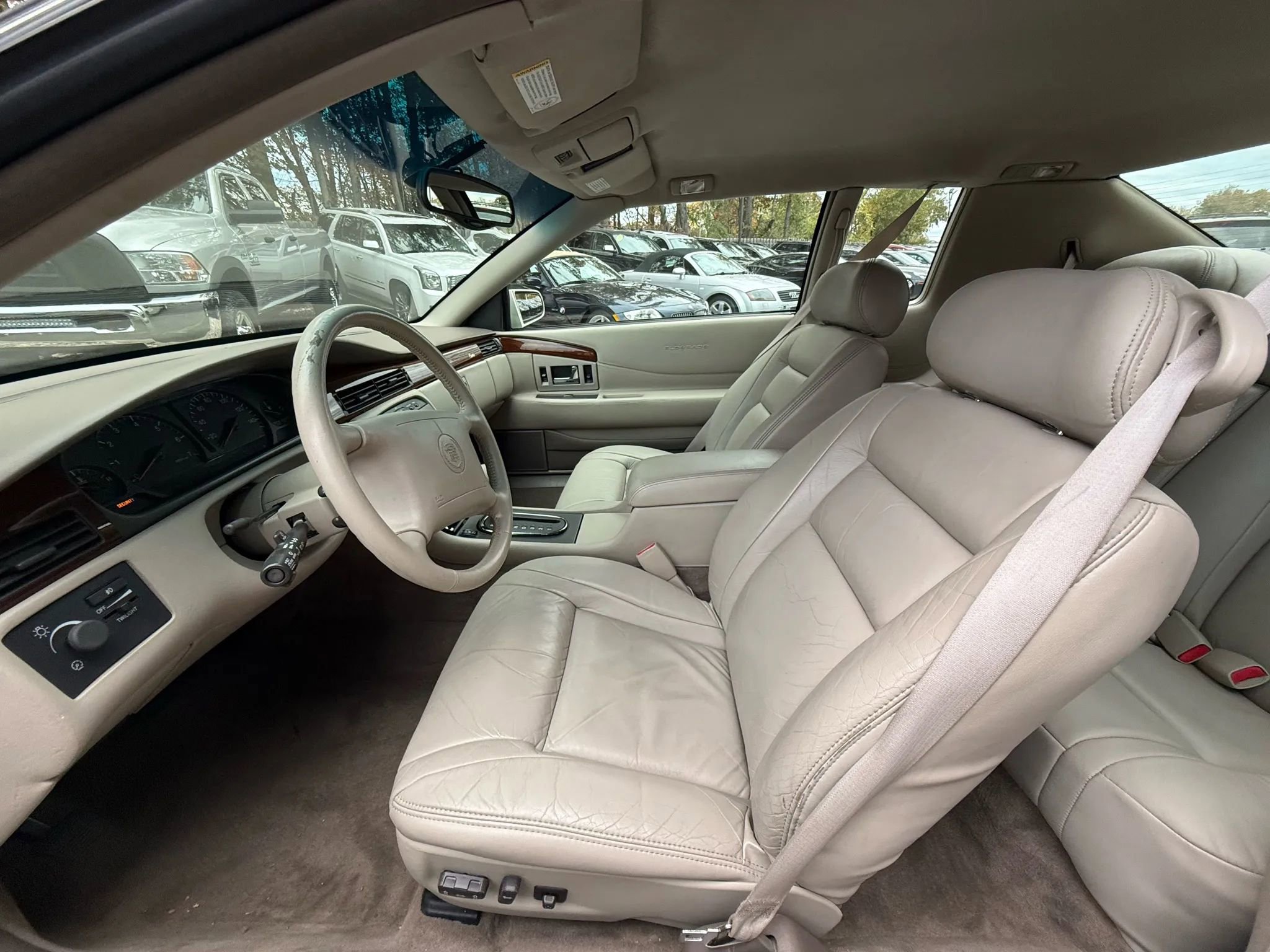 Used 1998 Cadillac Eldorado image 11