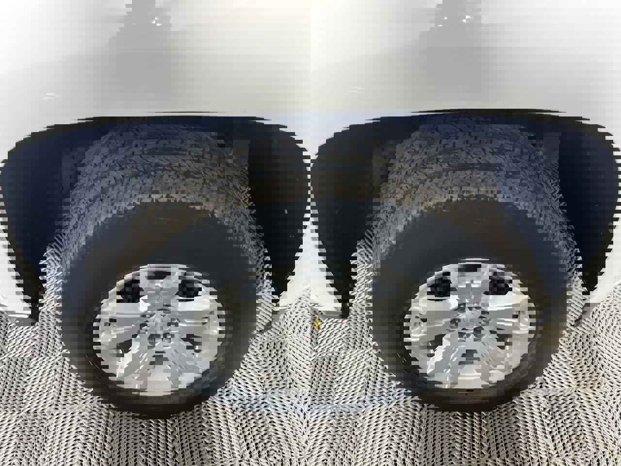 Used 2022 Chevrolet Colorado LT w/ Fleet Safety Package image 10