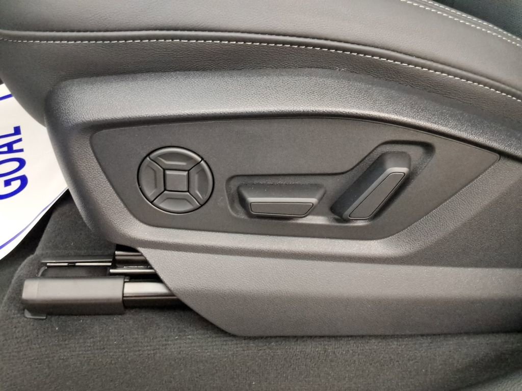 Used 2025 Audi Q7 3.0T Premium Plus w/ Premium Plus Package image 18