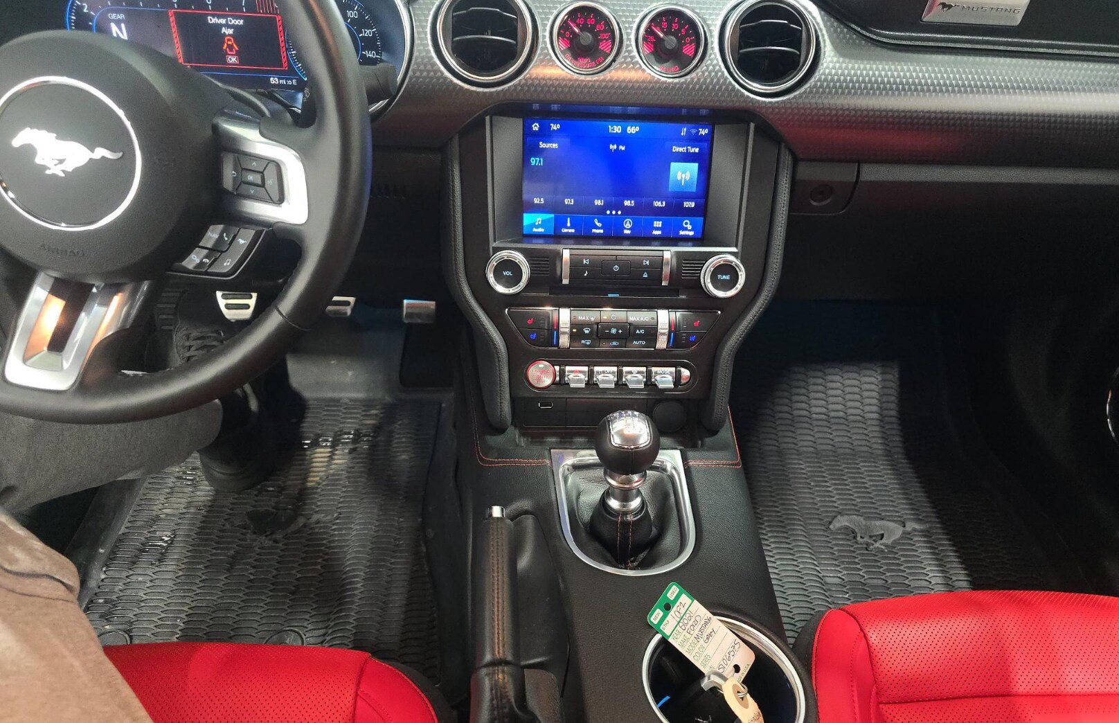 Used 2021 Ford Mustang GT Premium w/ GT Performance Package RWD image 11