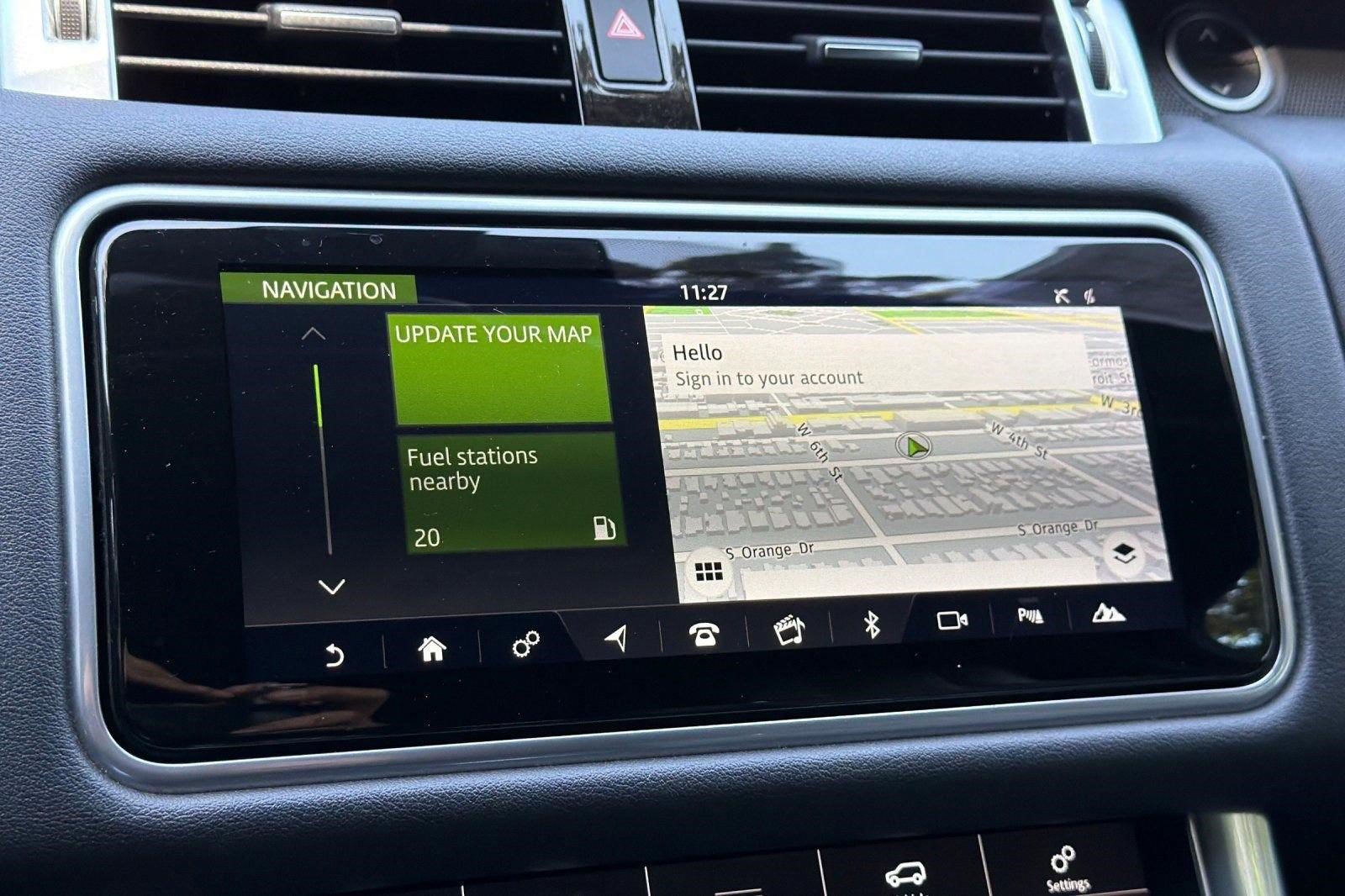 Used 2019 Land Rover Range Rover Sport SE AWD/4WD image 26