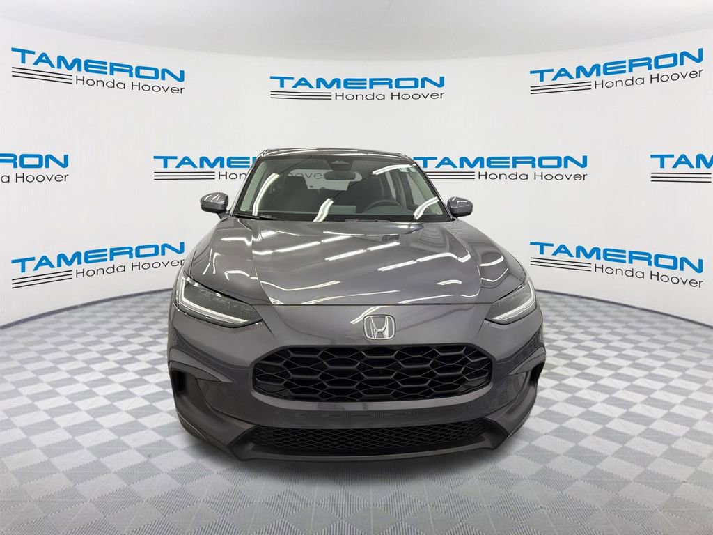 Used 2025 Honda HR-V LX image 8