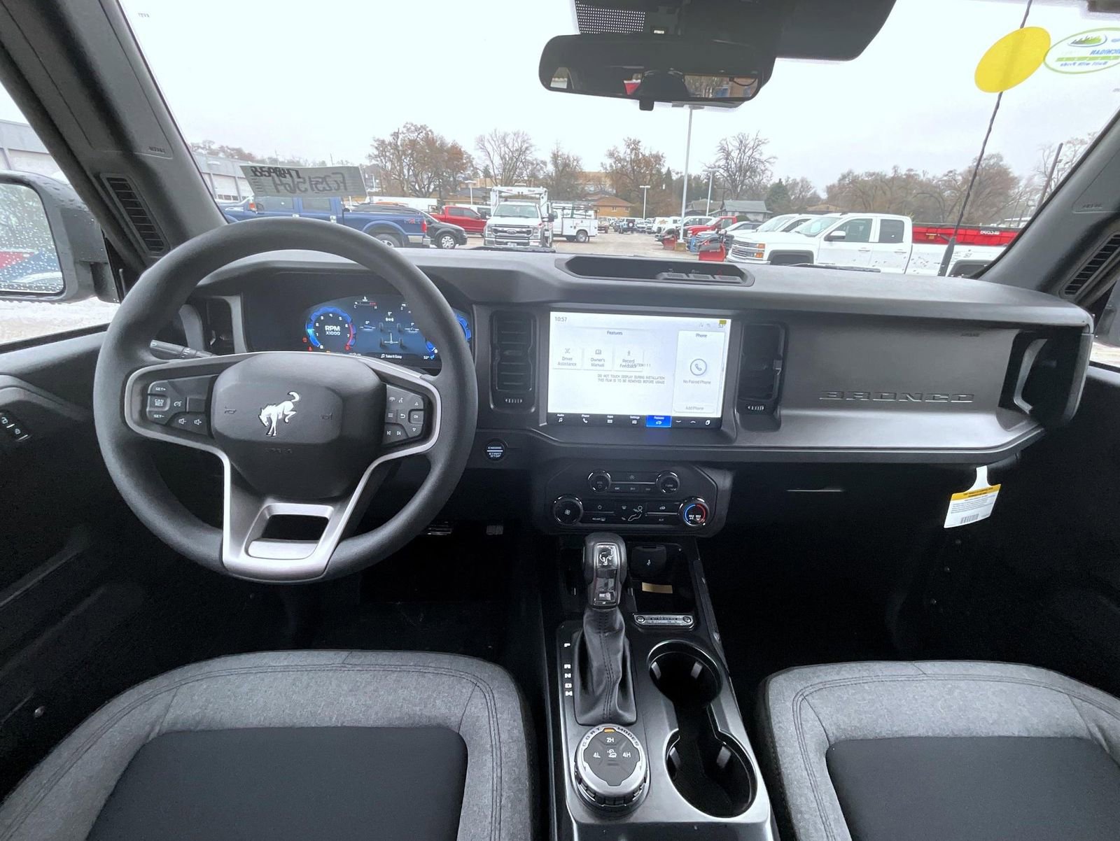 New 2025 Ford Bronco Base image 13