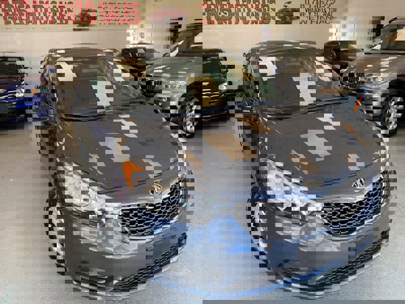 Used 2016 Kia Forte LX image 1