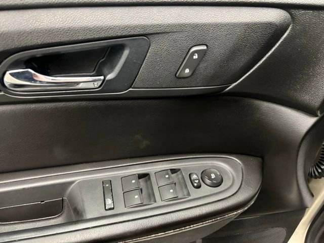 Used 2016 GMC Acadia SLT image 14