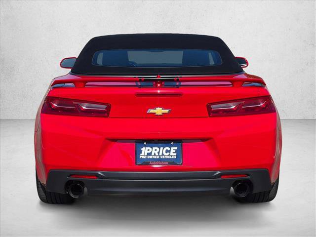 Used 2017 Chevrolet Camaro LT RWD image 7
