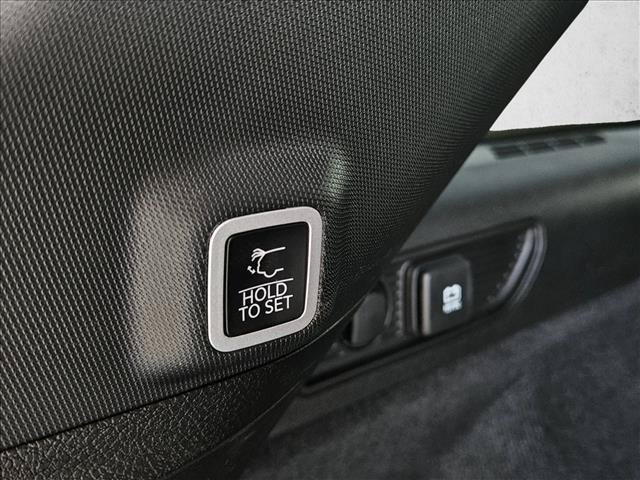 Used 2024 Jeep Grand Cherokee Summit AWD/4WD image 26