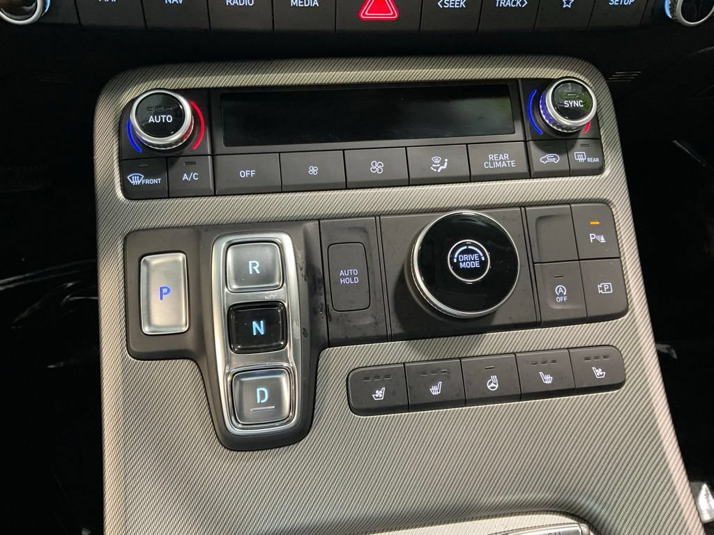 Used 2025 Hyundai Palisade SEL FWD image 17