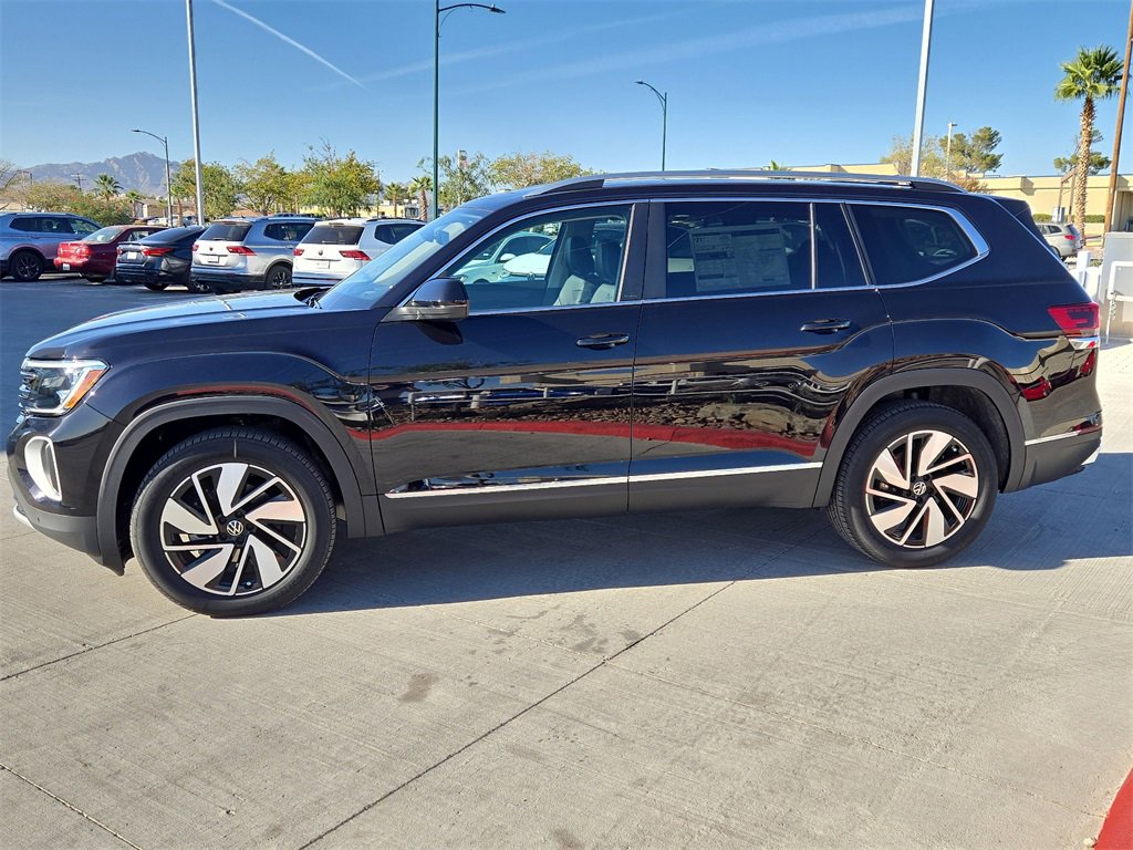 Used 2025 Volkswagen Atlas SEL image 6