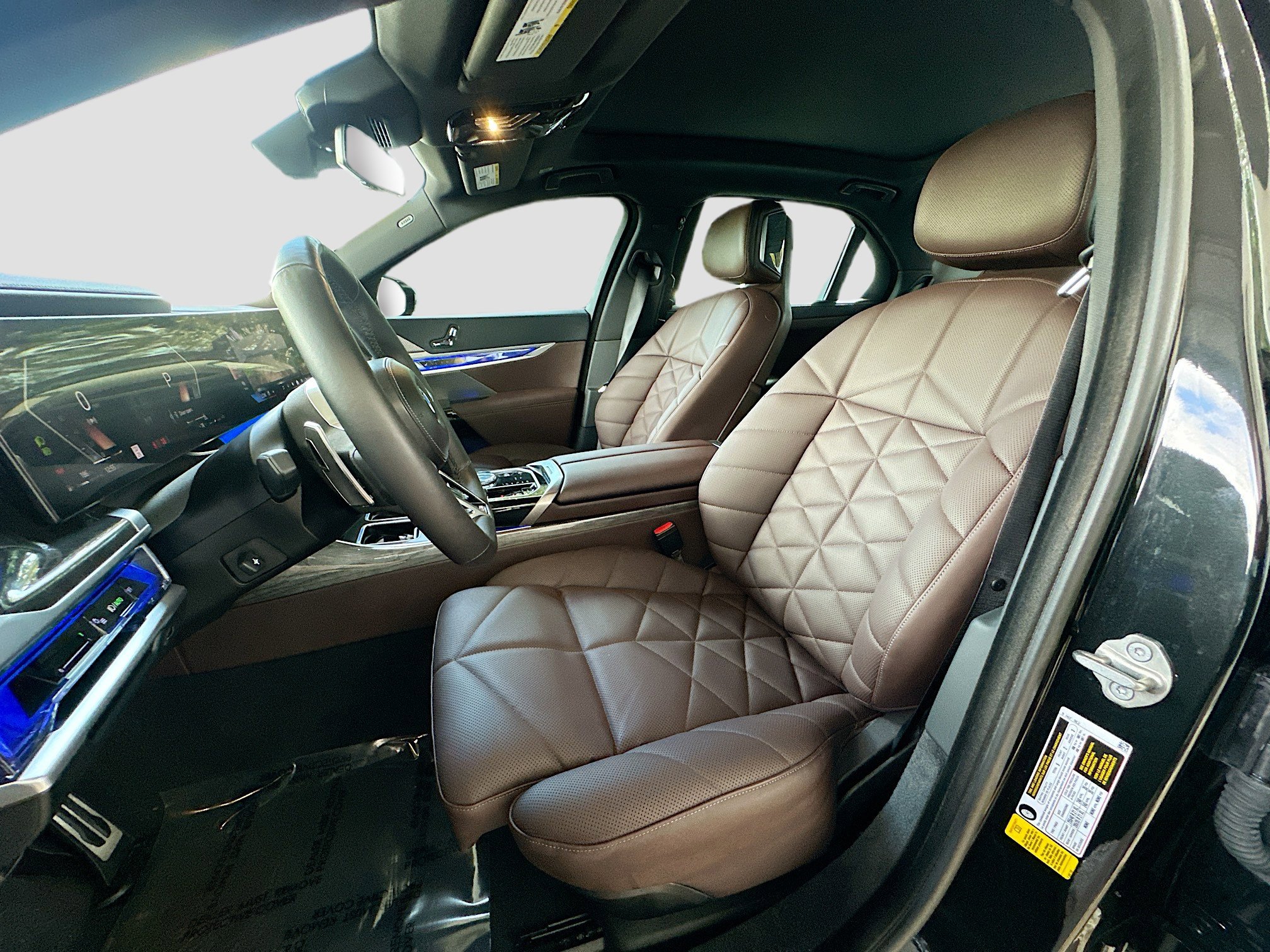 Certified 2024 BMW 740i image 22