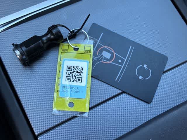 Used 2024 Tesla Model 3 Standard Range RWD image 38