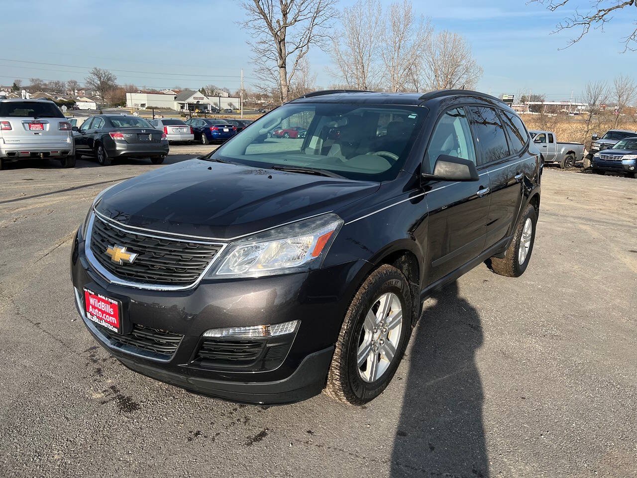 Used 2017 Chevrolet Traverse LS FWD image 1