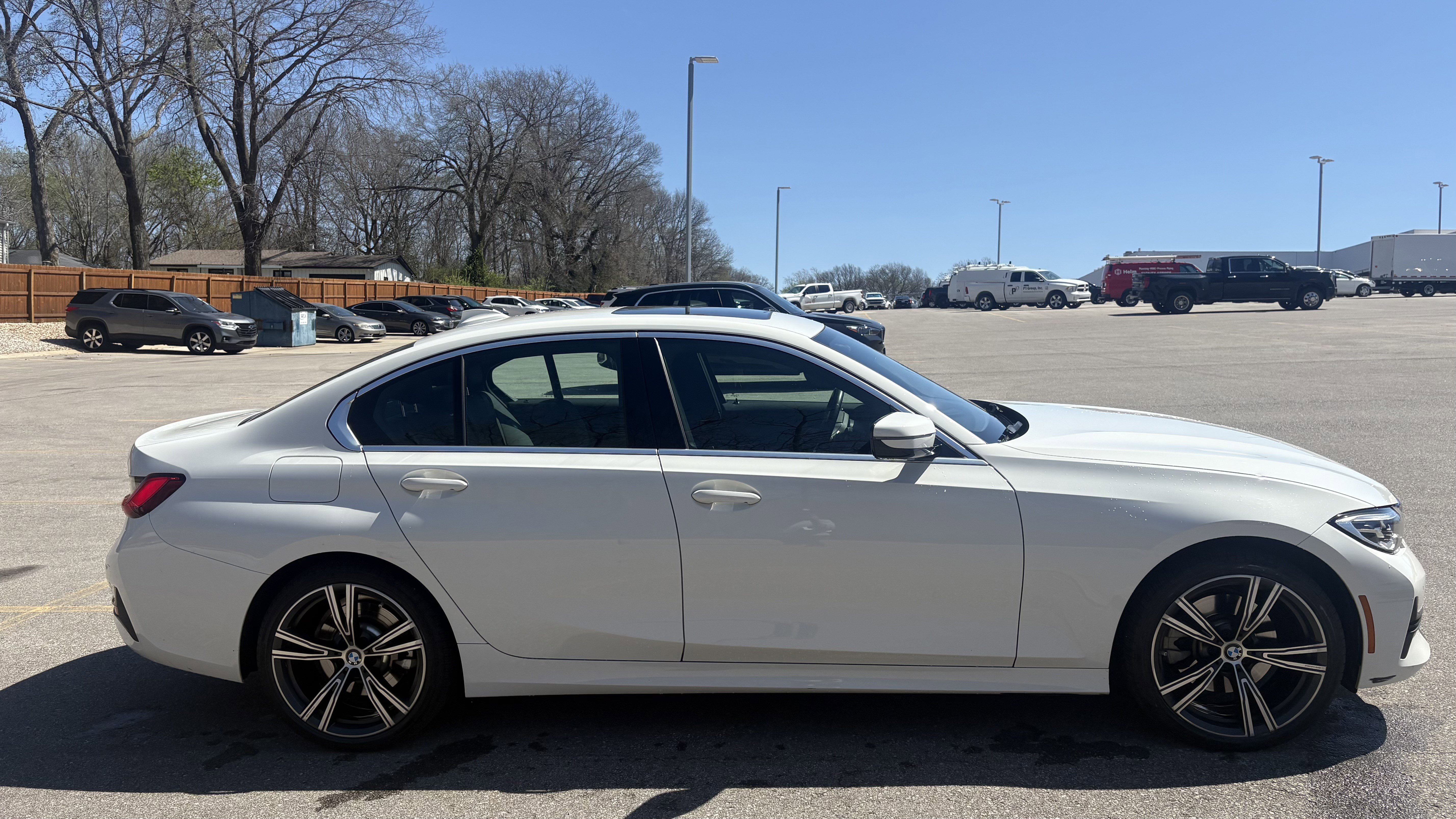 Used 2021 BMW 330i xDrive Sedan w/ Convenience Package image 11