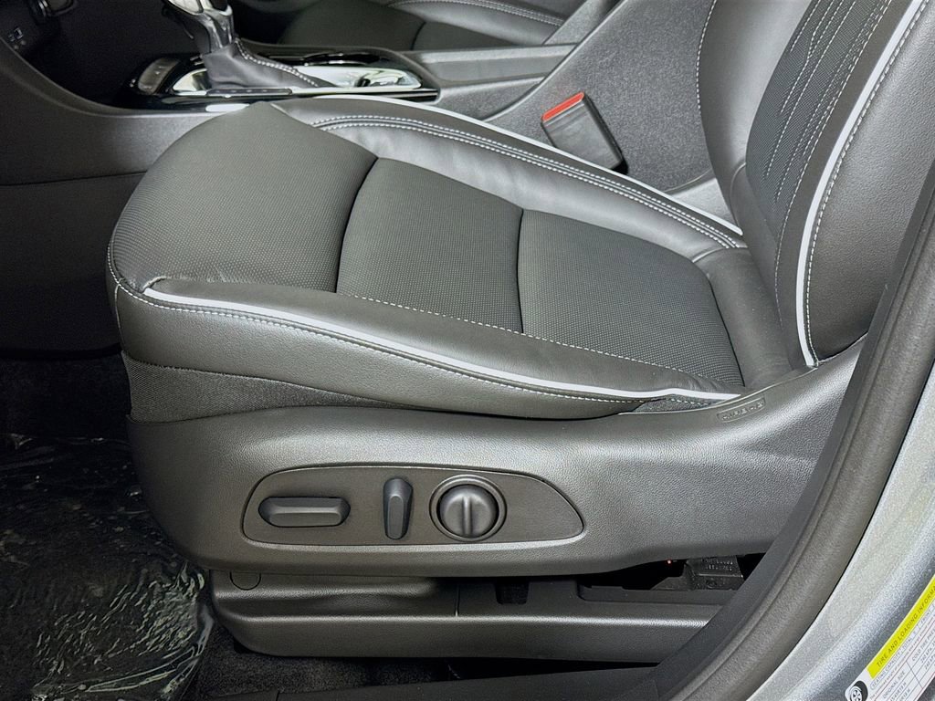 New 2026 Buick Encore GX Avenir w/ Avenir Technology Package image 16