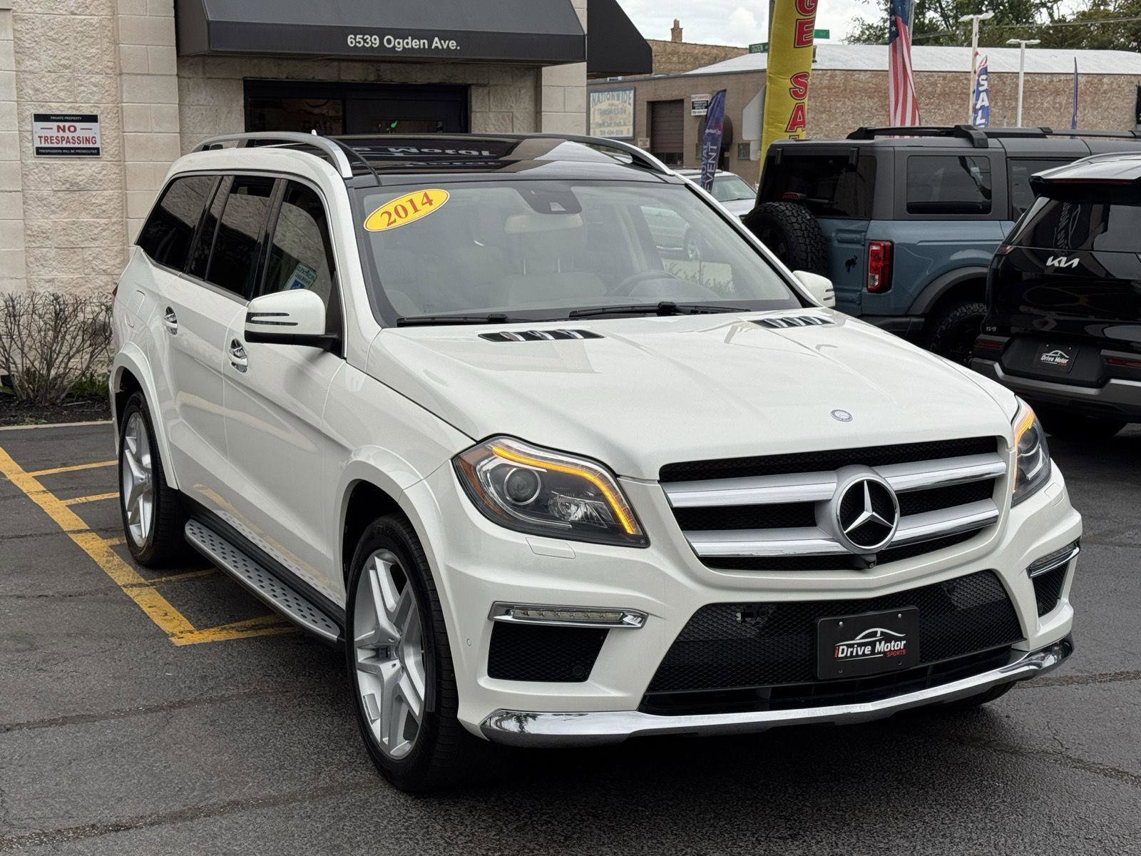 Used 2014 Mercedes-Benz GL 550 4MATIC image 9
