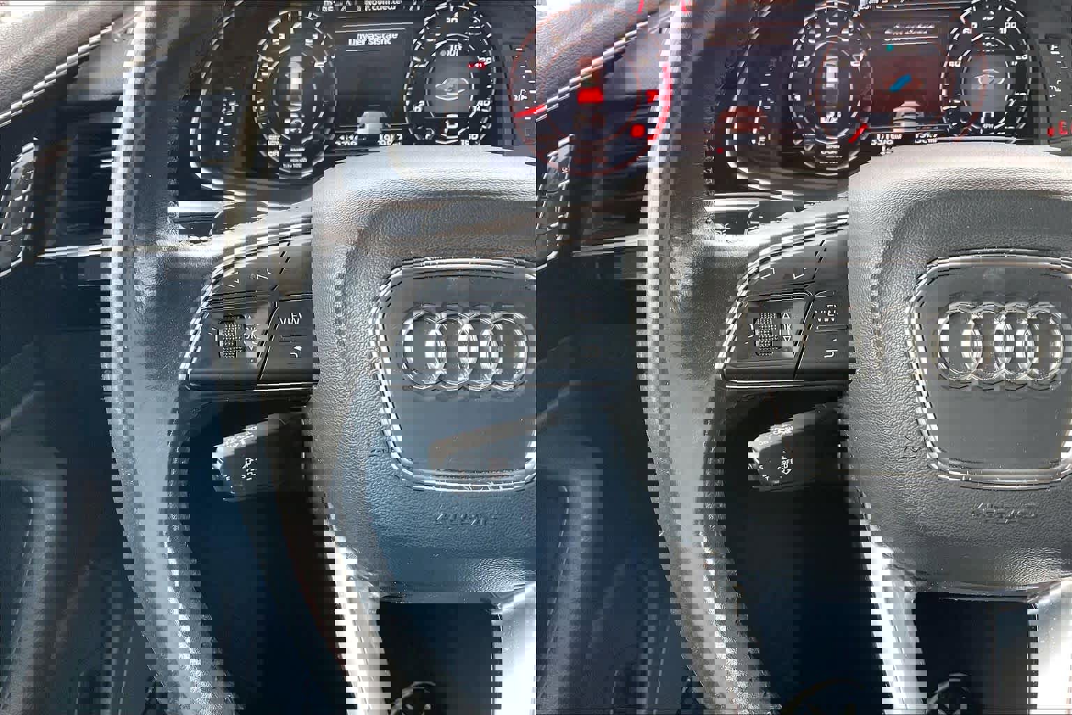 Used 2018 Audi Q7 3.0T Premium Plus image 23