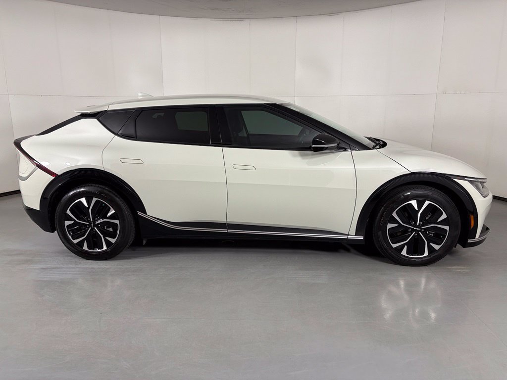 Used 2023 Kia EV6 Wind AWD/4WD image 9
