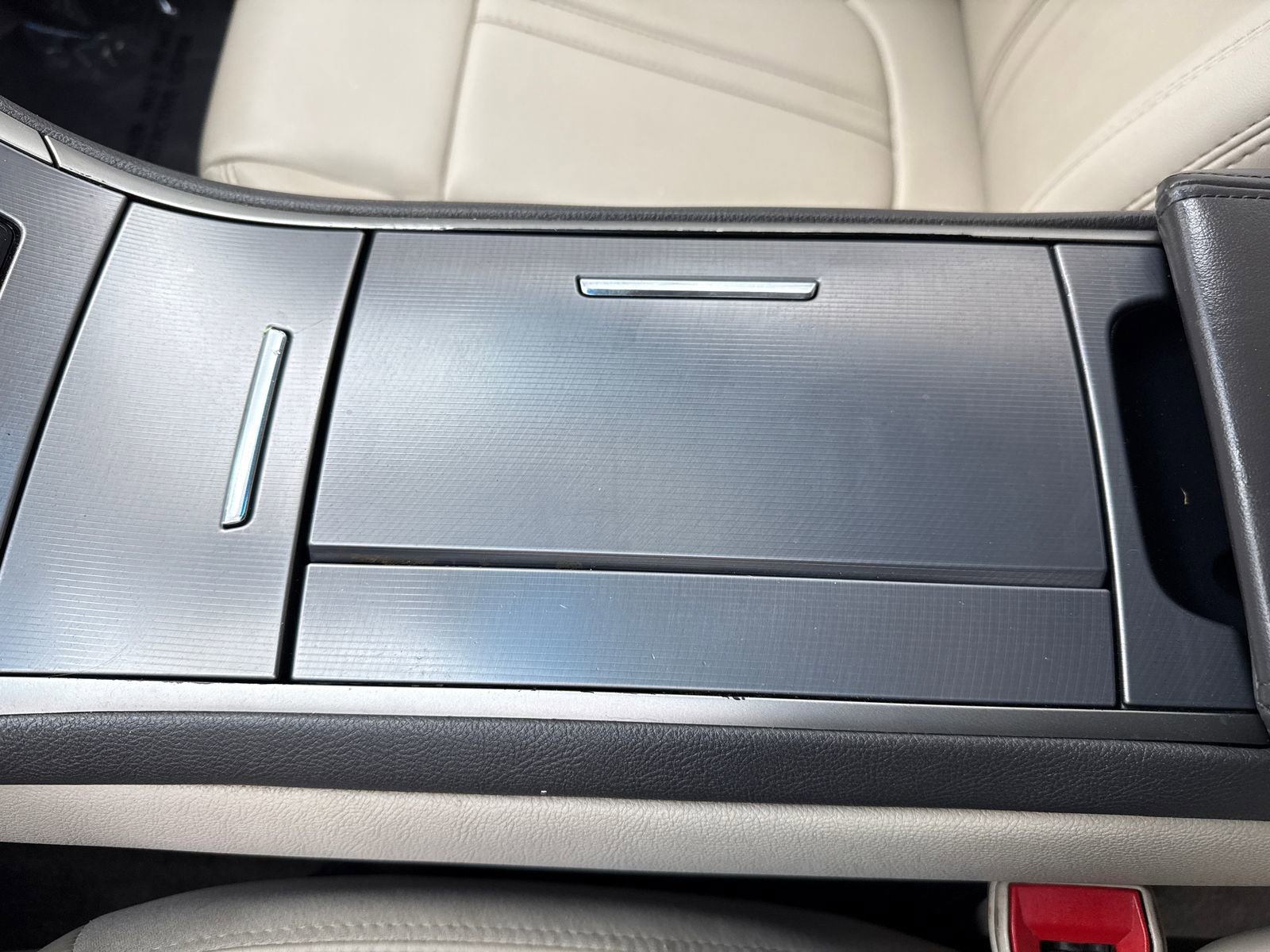 Used 2017 Lincoln MKZ Premiere AWD/4WD image 31