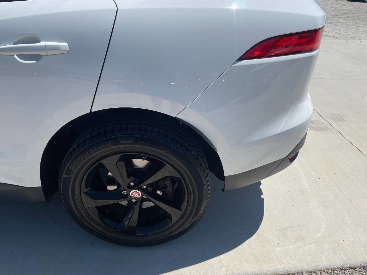 Used 2018 Jaguar F-PACE Premium AWD/4WD image 14