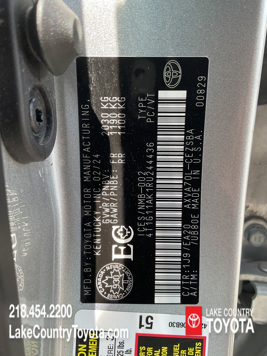 Used 2024 Toyota Camry SE FWD image 32