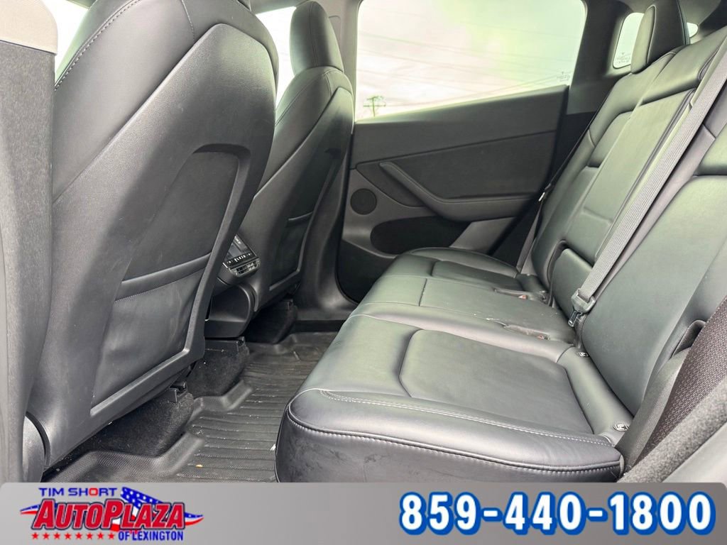 Used 2023 Tesla Model Y Performance AWD/4WD image 18