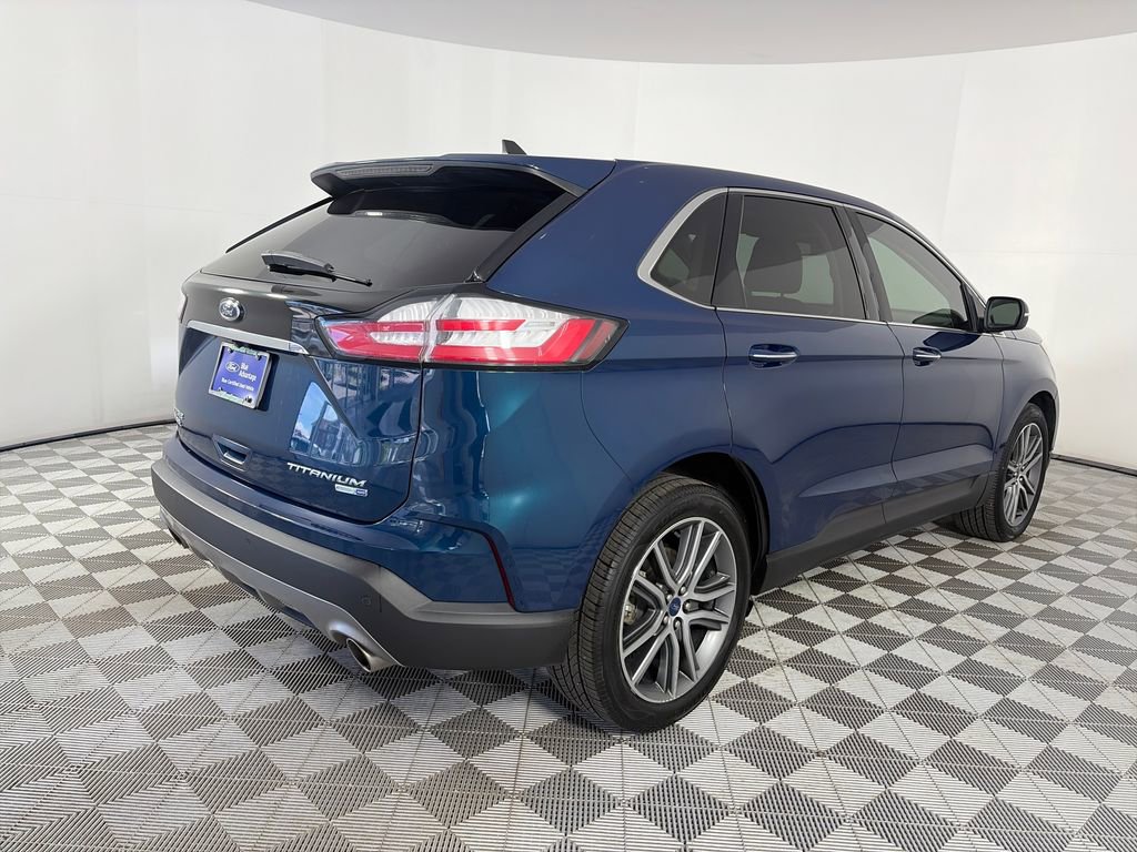 Used 2020 Ford Edge Titanium AWD/4WD image 7