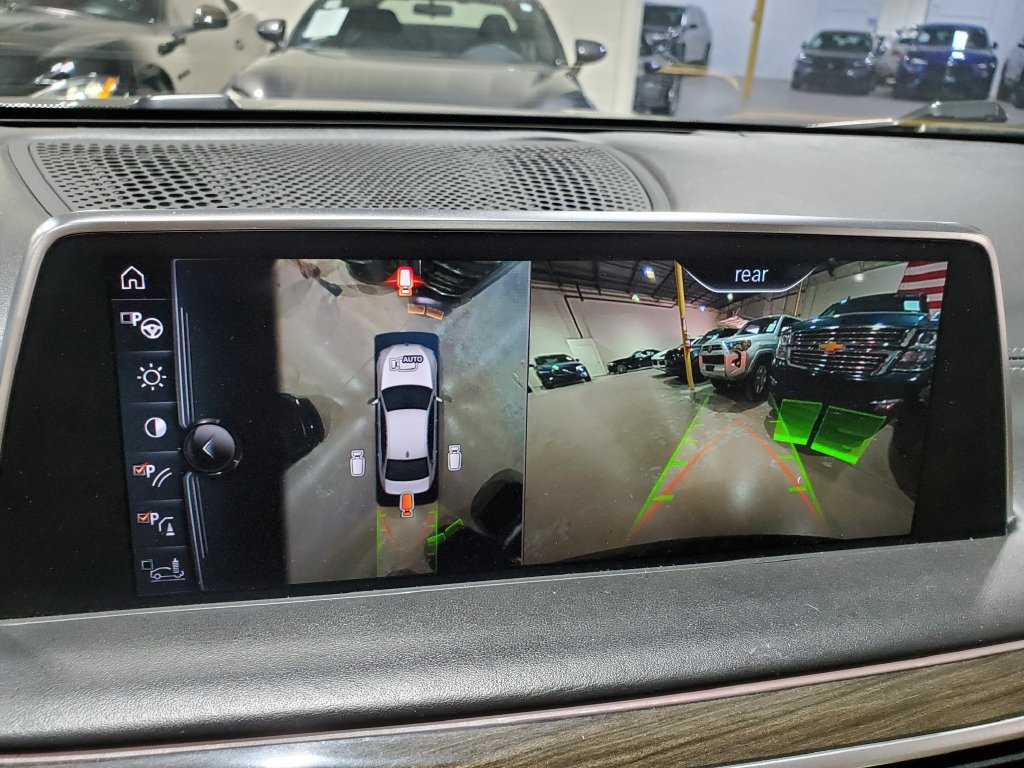 Used 2016 BMW 750i xDrive AWD/4WD image 32