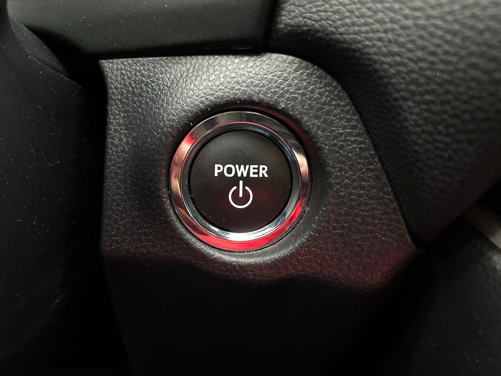 Used 2024 Toyota RAV4 AWD Hybrid image 28