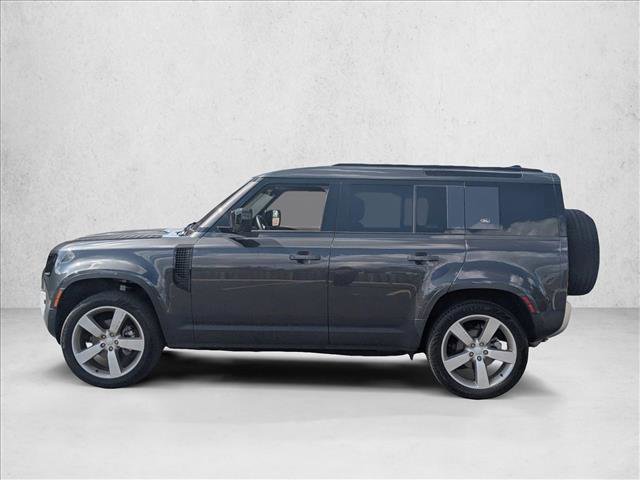 Used 2024 Land Rover Defender 110 S image 8