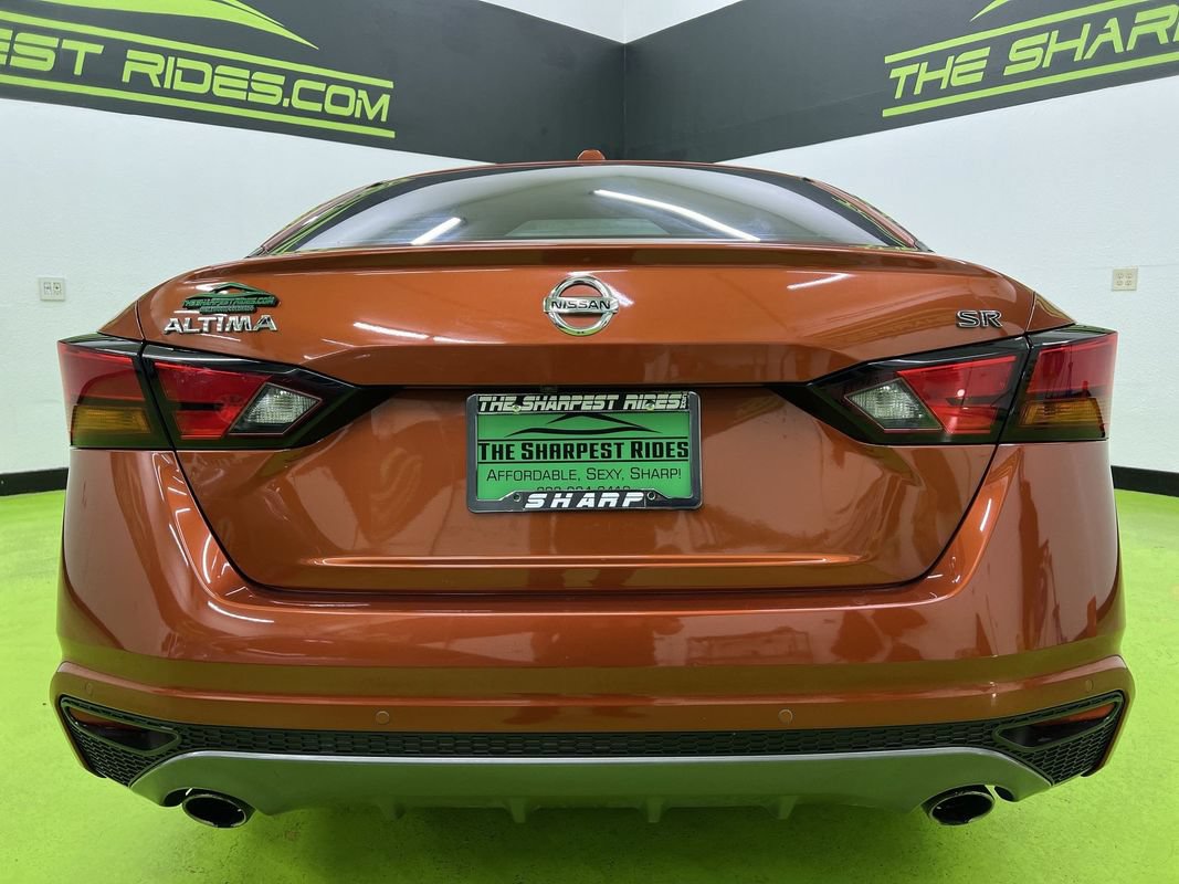 Used 2020 Nissan Altima 2.5 SR w/ Premium Package FWD image 8