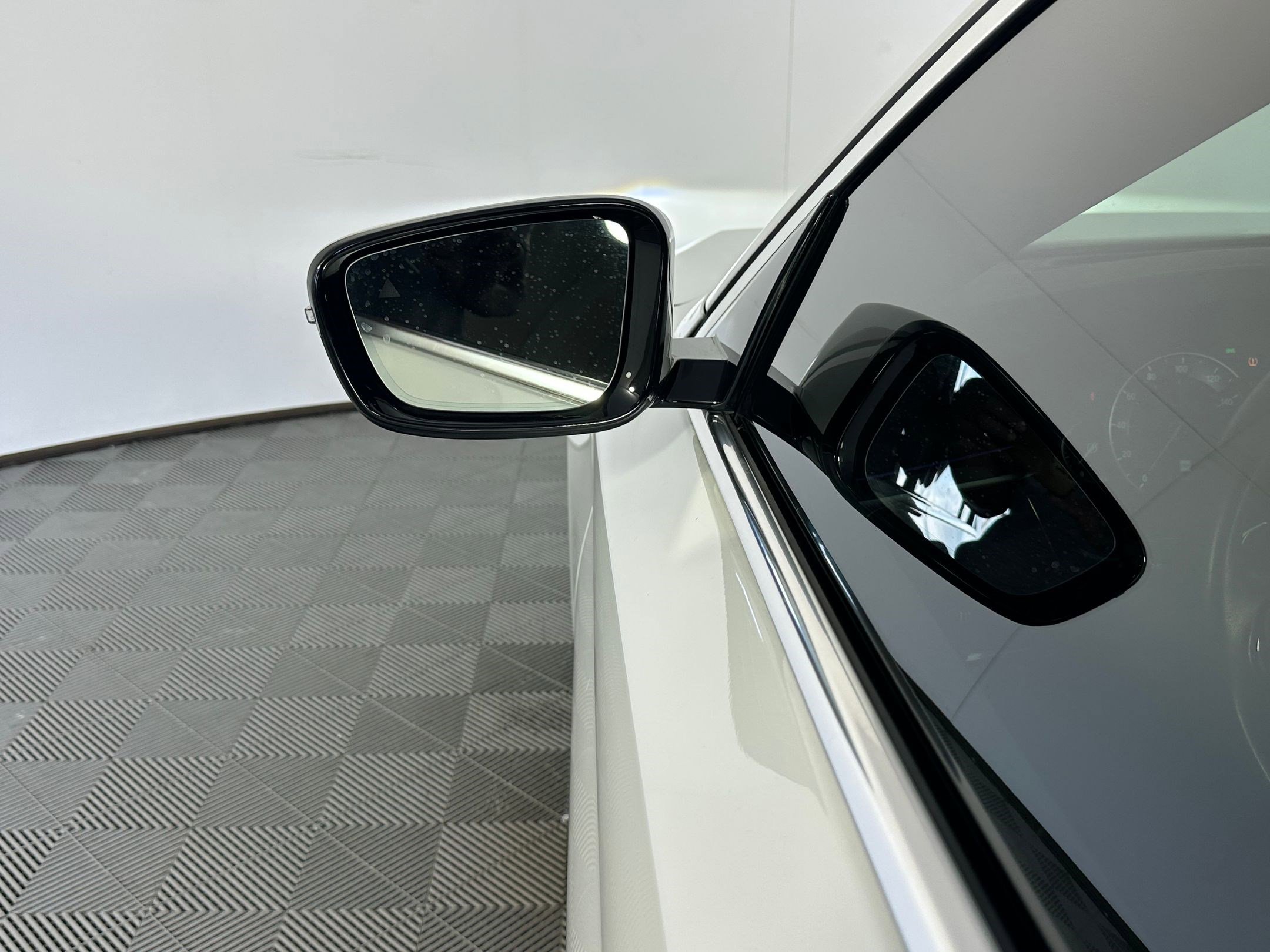 Used 2018 BMW 530i image 21