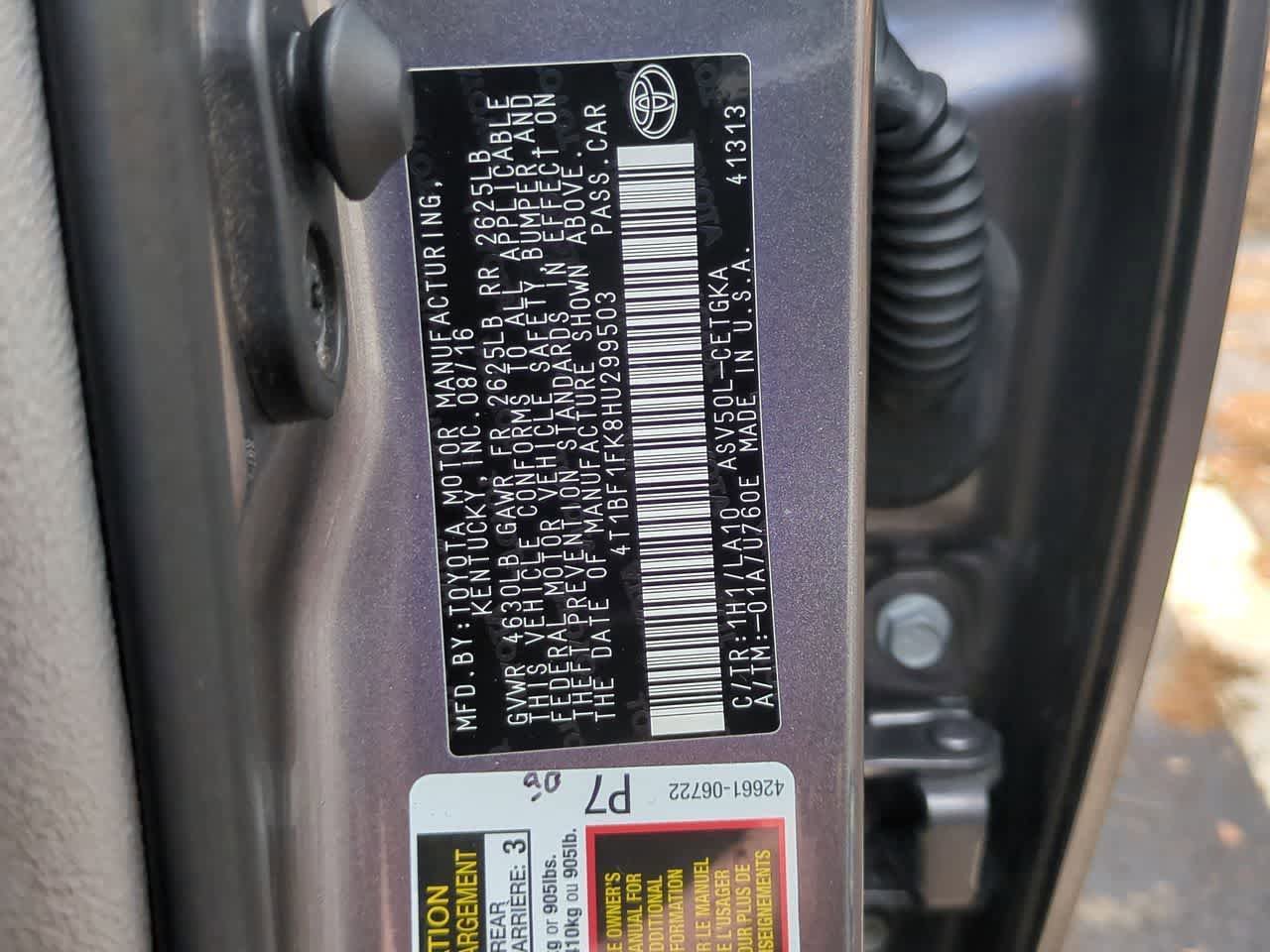 Used 2017 Toyota Camry XLE FWD image 34