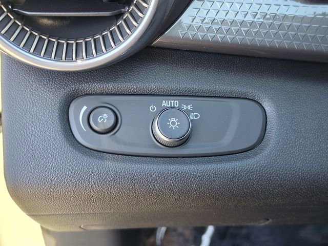 New 2026 Chevrolet Trax ACTIV w/ Driver Confidence Package FWD image 28