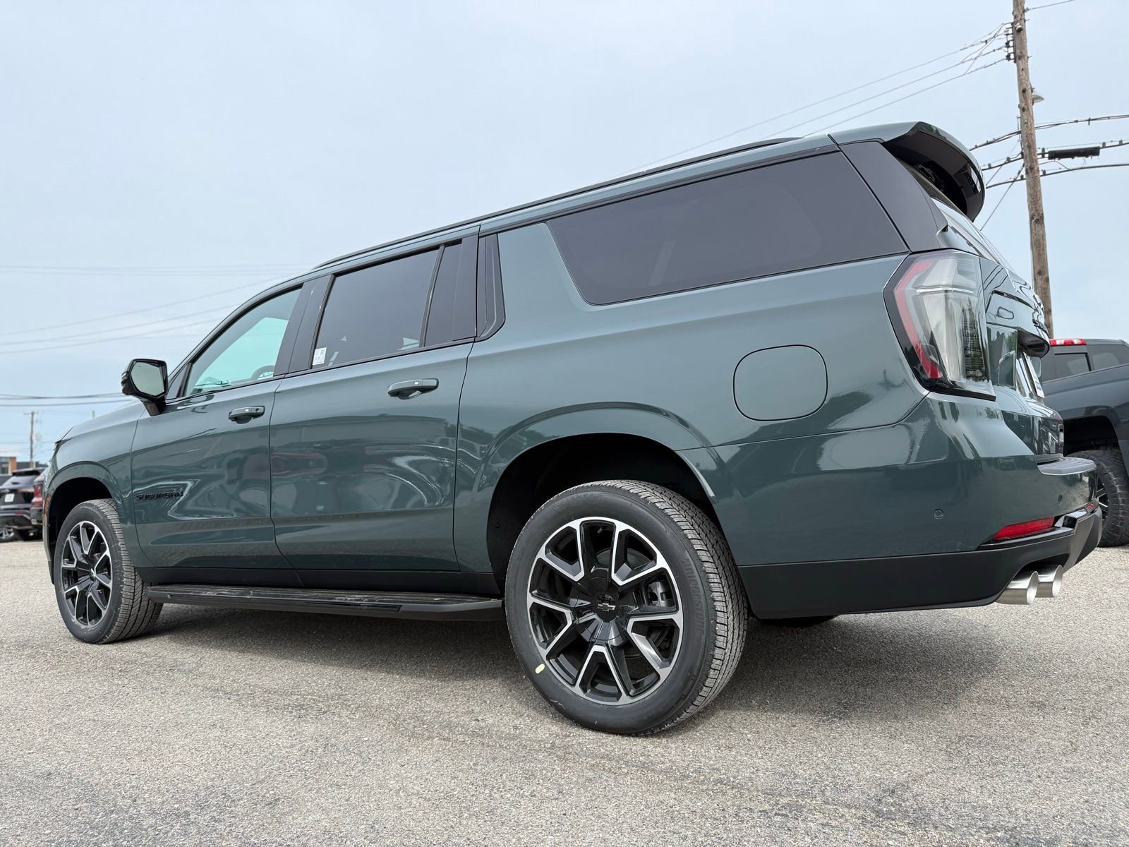 New 2026 Chevrolet Suburban RST AWD/4WD image 4