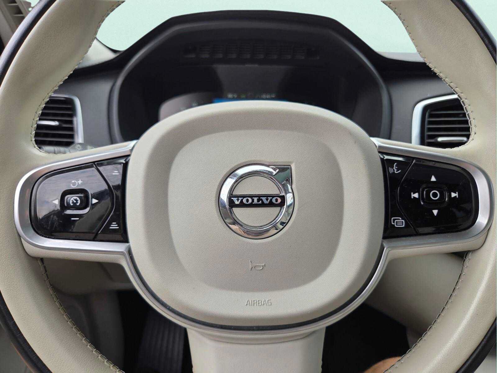 Used 2022 Volvo XC90 T6 Inscription w/ Lounge Package AWD/4WD image 31
