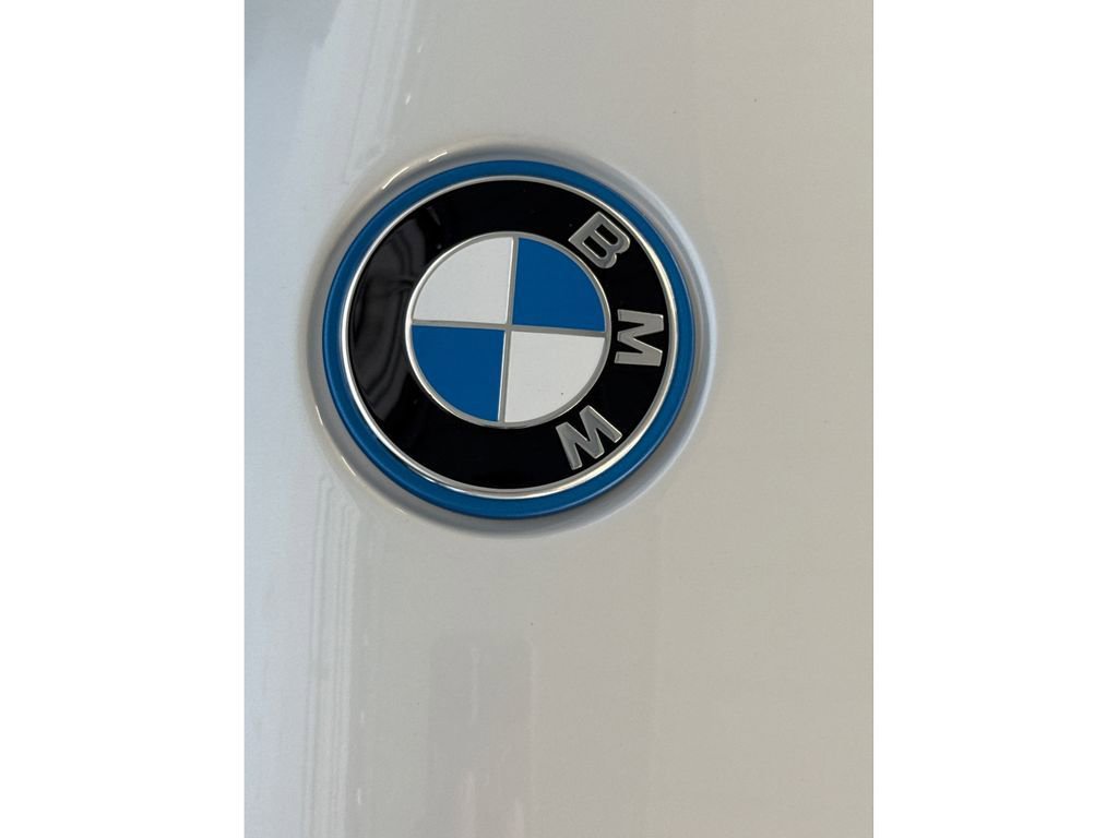 New 2026 BMW X5 xDrive50e w/ M Sport Package image 18