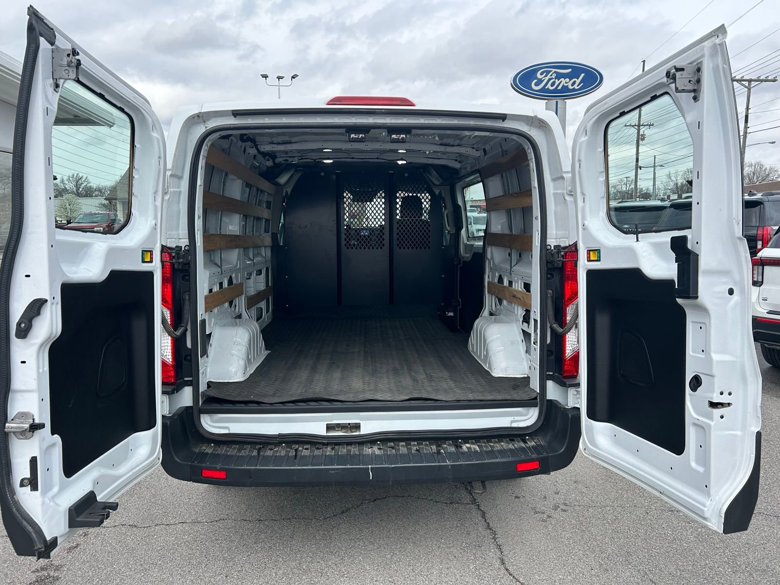 Used 2023 Ford Transit 250 Low Roof w/ Exterior Upgrade Package image 7
