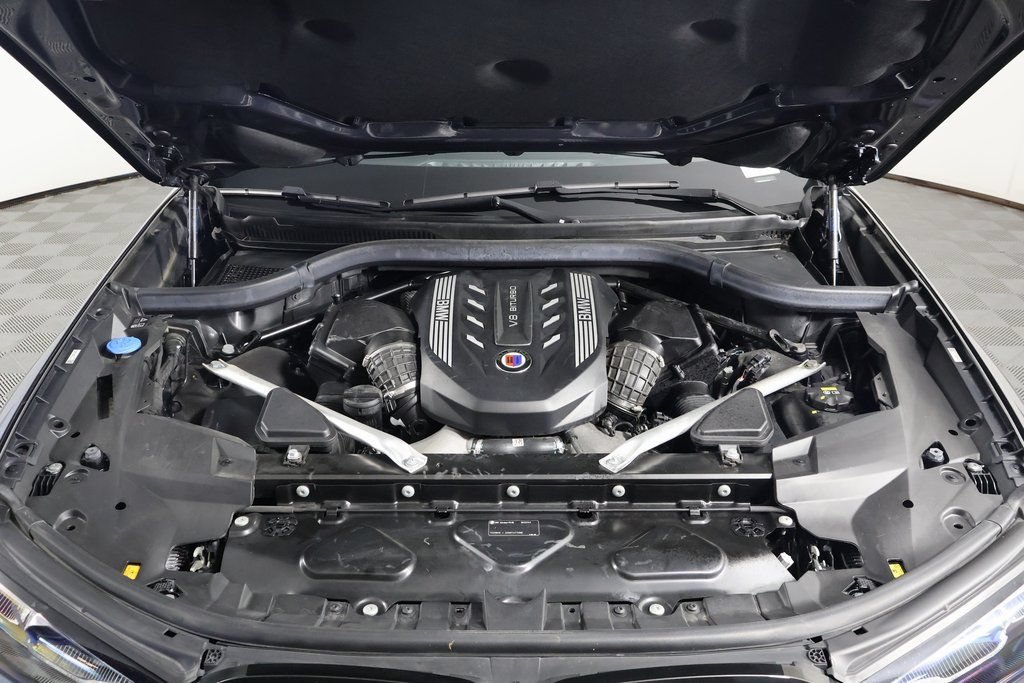 Used 2022 BMW ALPINA XB7 AWD/4WD image 16
