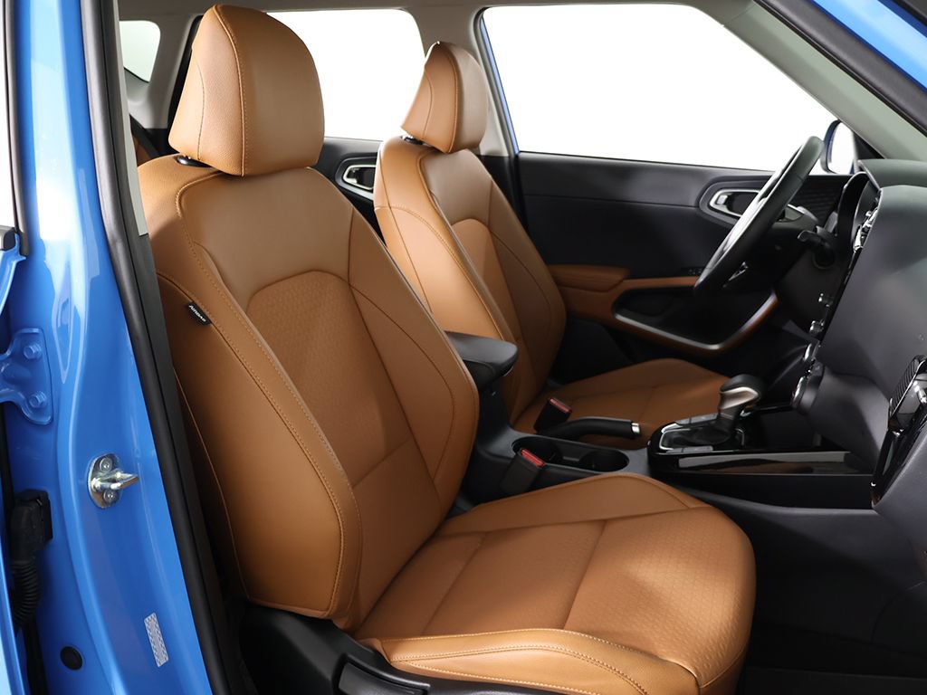 Used 2025 Kia Soul EX FWD image 30