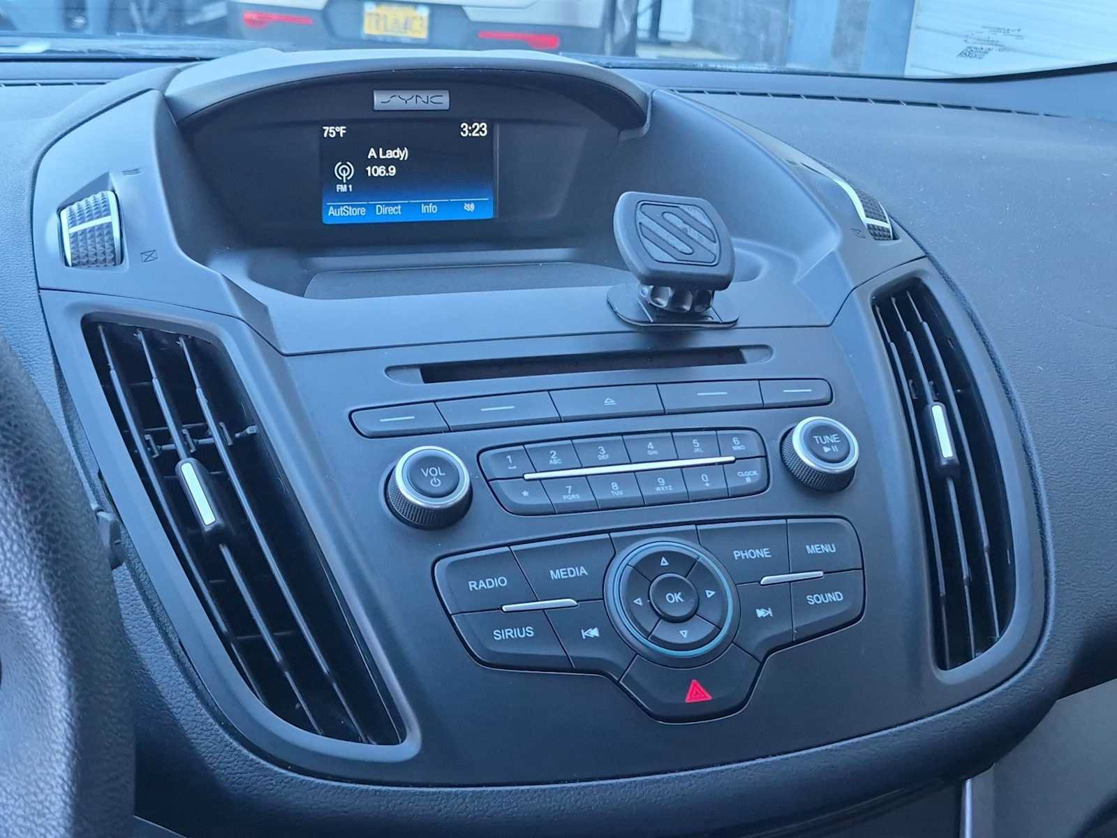 Used 2017 Ford Escape SE AWD/4WD image 27
