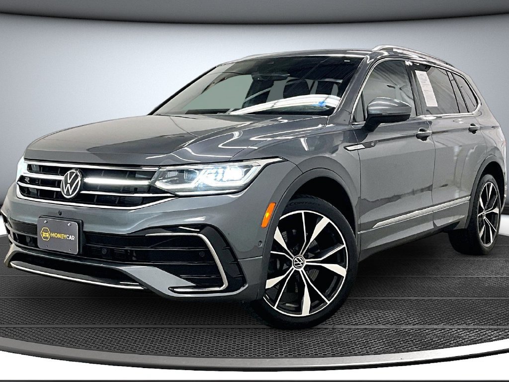 Used 2022 Volkswagen Tiguan SEL R-Line AWD/4WD image 3
