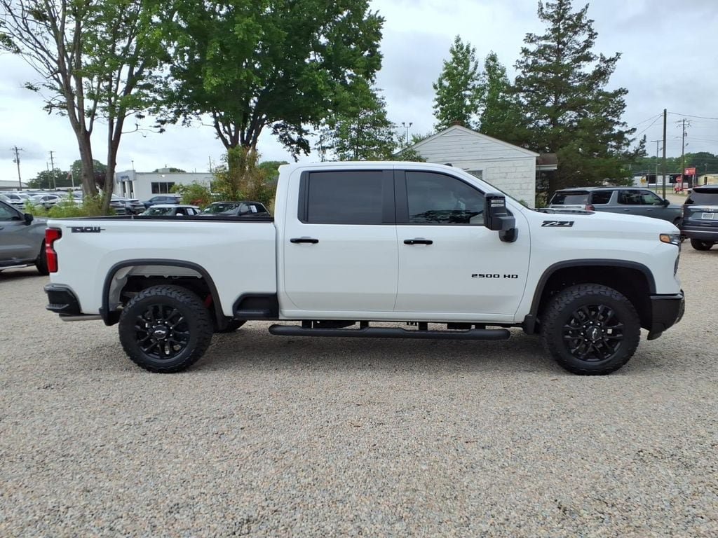 New 2026 Chevrolet Silverado 2500 LT w/ Trail Boss Package AWD/4WD image 8