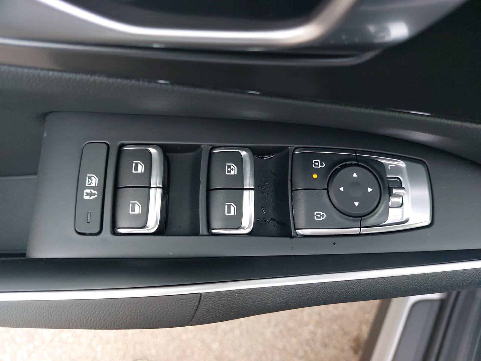 New 2026 Kia Sorento S w/ S Panoramic Sunroof Package FWD image 29